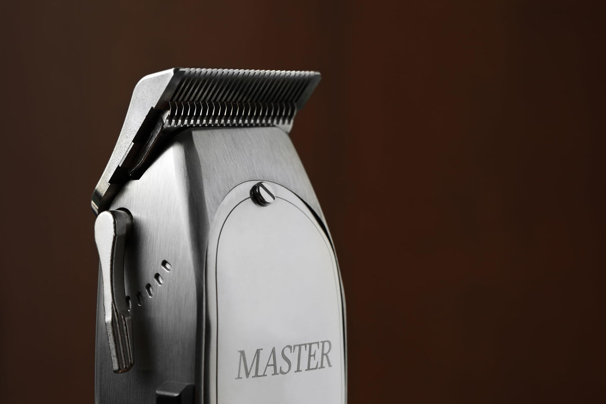 Andis Master 01815 Adjustable Blade Clipper — Silver