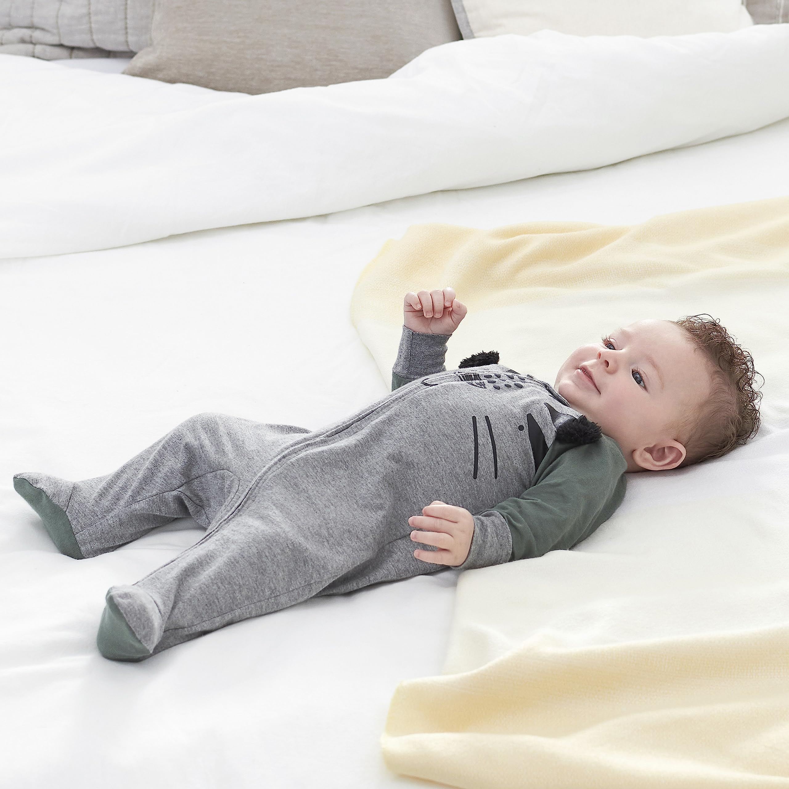 Gerber Baby Boys 4-Pack Sleep 'N Play Footie